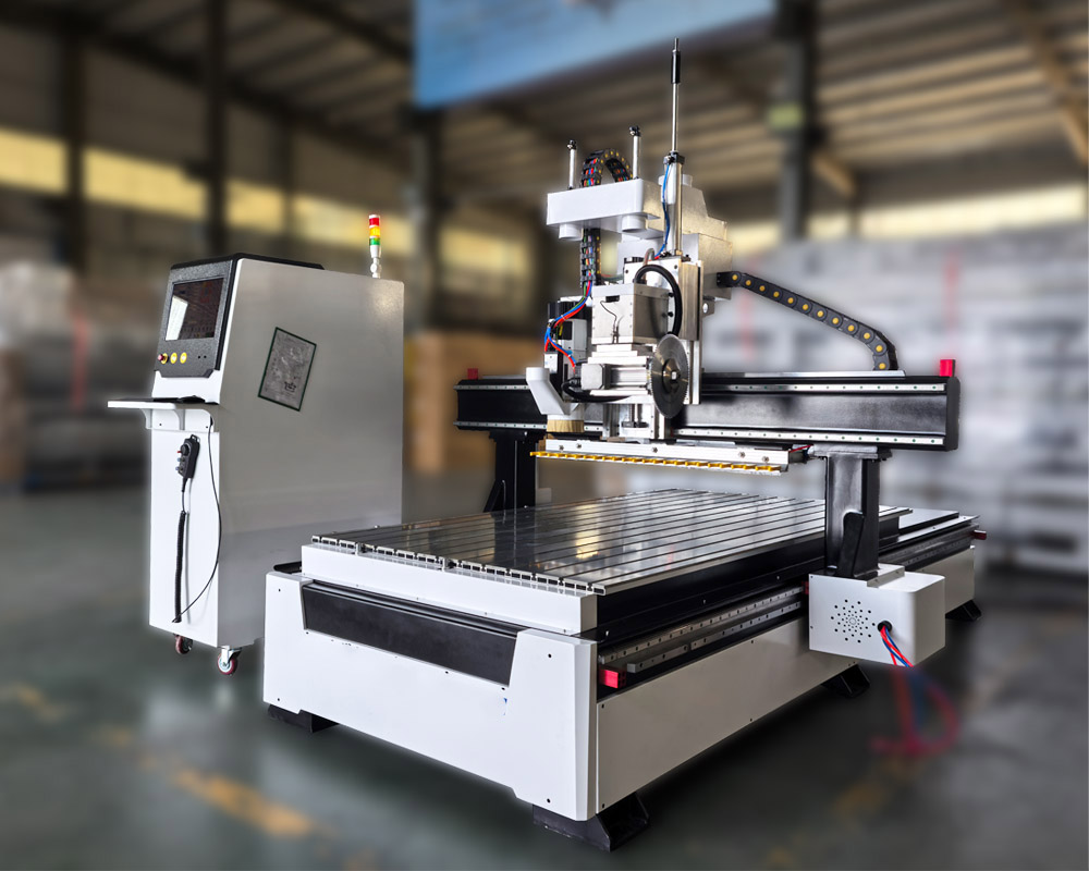 KM-1325 ATC CNC Router With Saw - Imagen 2