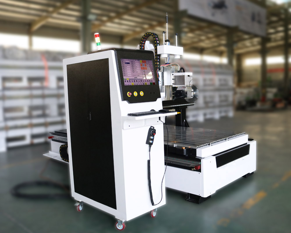 KM-1325 ATC CNC Router With Saw - Imagen 3