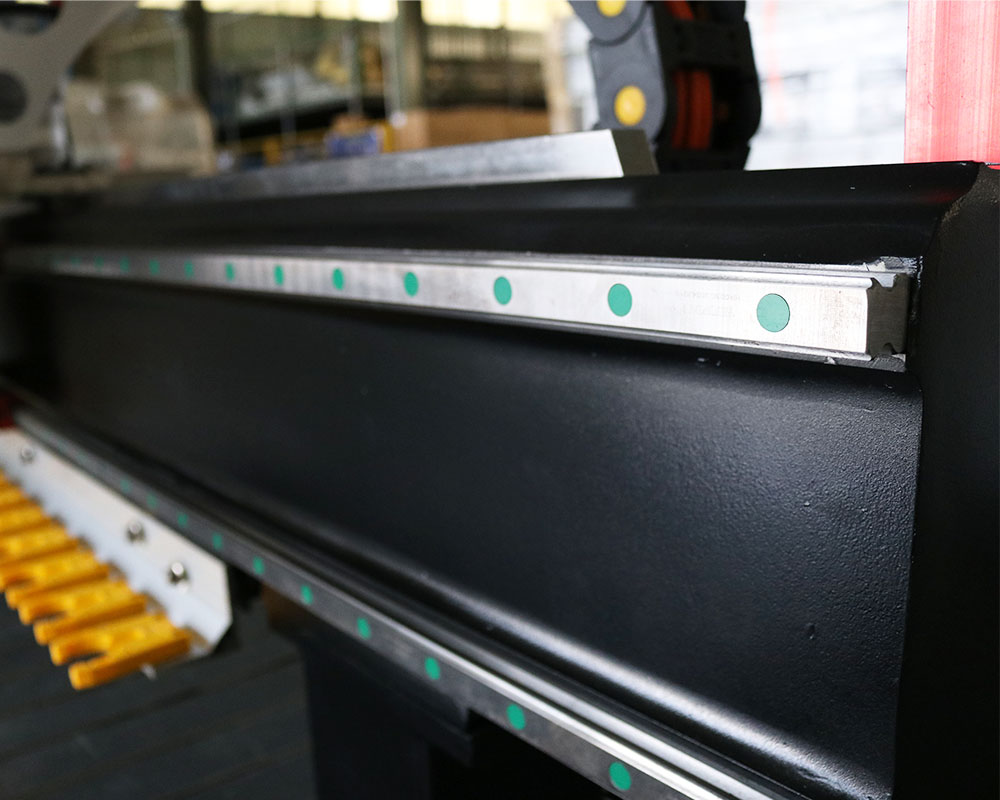 KM-1325 ATC CNC Router With Saw - Imagen 10